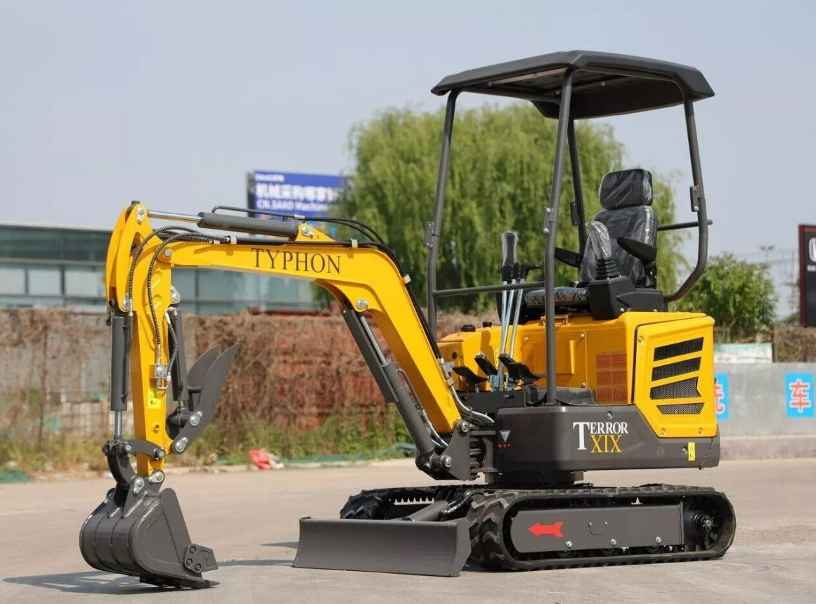 2 TON TYPHON TERROR XIX Mini Excavator, KUBOTA D902 Diesel Engine with Thump Clip