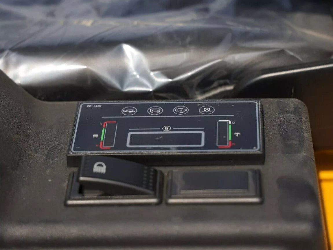 2 TON TYPHON TERROR XIX Mini Excavator, KUBOTA D902 Diesel Engine with Thump Clip