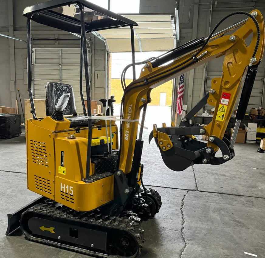 AGT H15 1.5 ton 13.5HP RATO Mini Excavator with pilot control system
